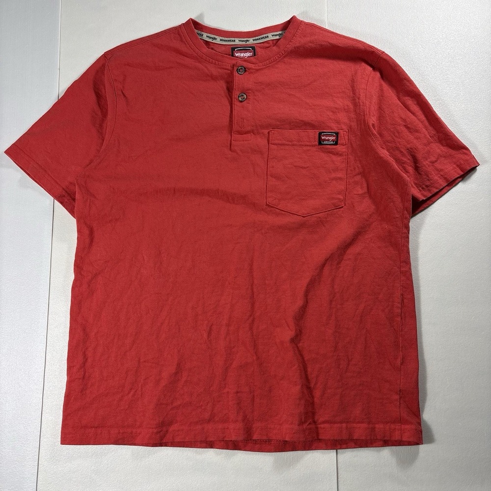 Wrangler Workwear Henley Pocket T Shirt Mens Medium Red Short Sleeve Cotton